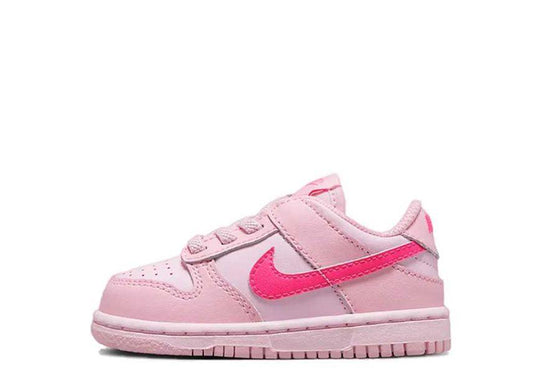 Маратонки Dunk Low “Triple Pink”