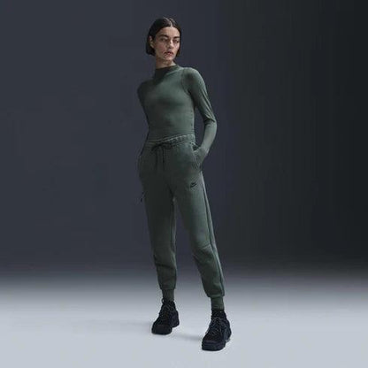 Дамски Панталон Tech Fleece