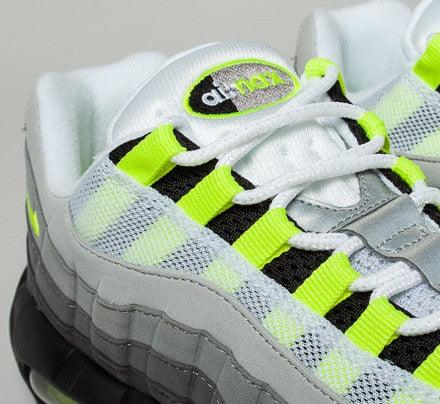 Обувки Air Max 95 OG Black Volt