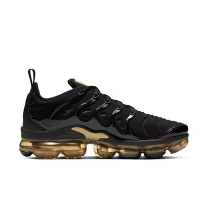 Мъжки маратонки Nike Air VaporMax Plus "Black & Metallic Gold"