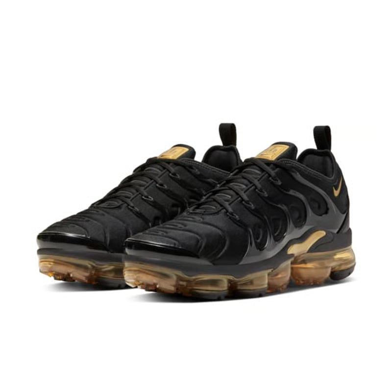 Мъжки маратонки Nike Air VaporMax Plus "Black & Metallic Gold"